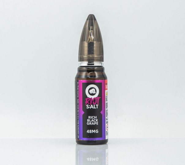 Рідина Riot Squad Salt Rich Black Grape 30ml 48mg на сольовому нікотині зі смаком винограду з холодком